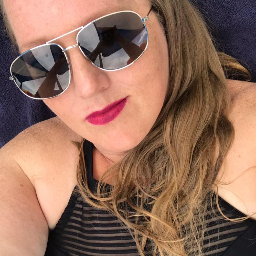 Meet your Posher, Michele